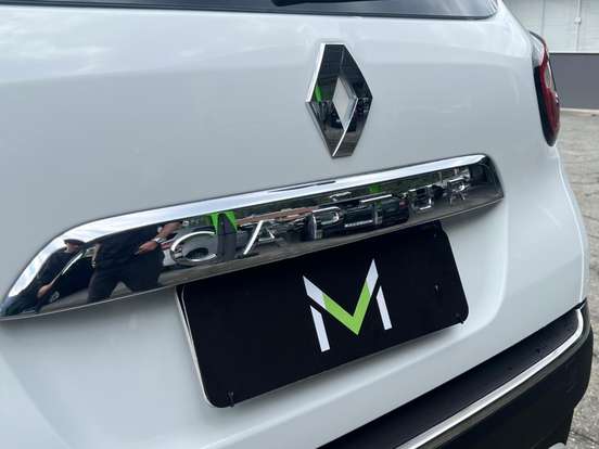 RENAULT-CAPTUR-2017