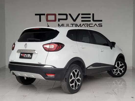 RENAULT-CAPTUR-2018