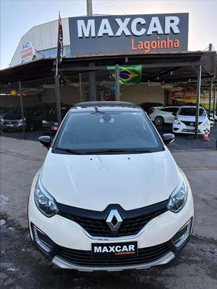 RENAULT-CAPTUR-2017