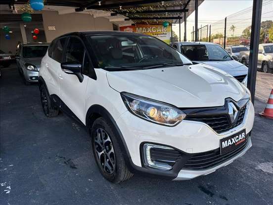 RENAULT-CAPTUR-2017