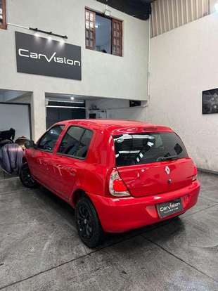 RENAULT-CLIO-2015