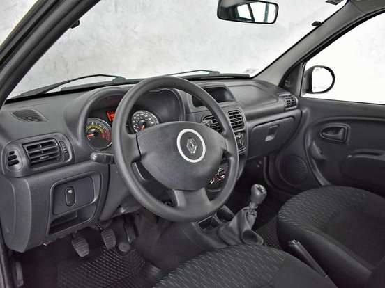 RENAULT-CLIO-1.0 EXPRESSION 16V FLEX 4P MANUAL RENAULT-CLIO-2015