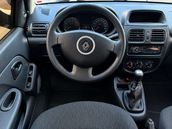 RENAULT-CLIO-1.0 EXPRESSION 16V FLEX 4P MANUAL RENAULT-CLIO-2015