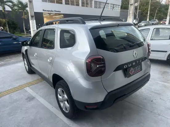 RENAULT-DUSTER-2024
