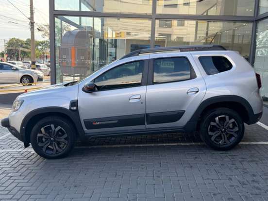 RENAULT-DUSTER-2024