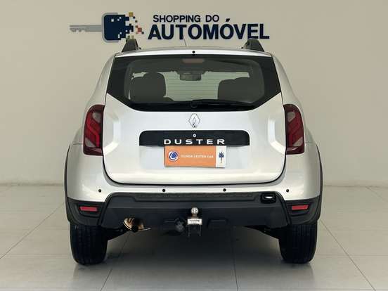 RENAULT-DUSTER-2018