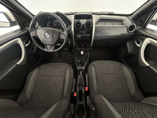 RENAULT-DUSTER-2018