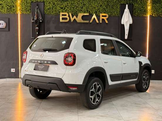 RENAULT-DUSTER-2023