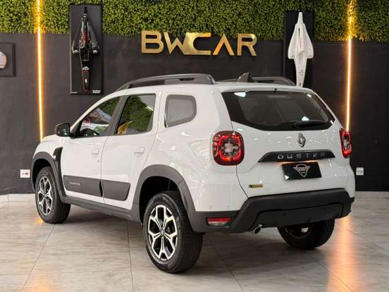 RENAULT-DUSTER-2023