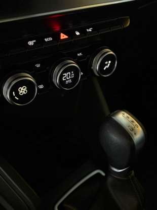 RENAULT-DUSTER-2021