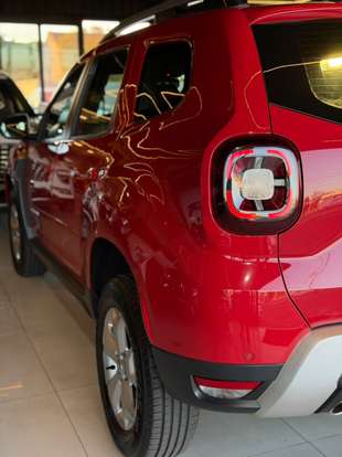 RENAULT-DUSTER-2021