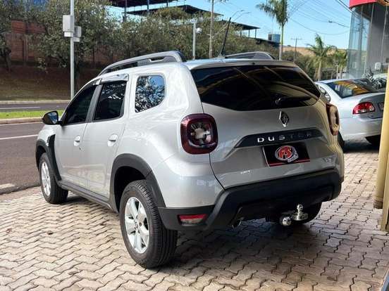 RENAULT-DUSTER-2021