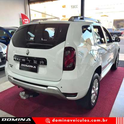 RENAULT-DUSTER-2016