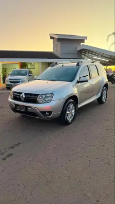 RENAULT DUSTER 2.0 DYNAMIQUE 4X2 16V FLEX 4P AUTOMÁTICO