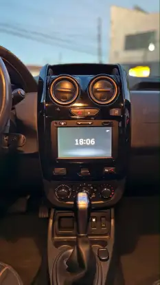 RENAULT-DUSTER-2016
