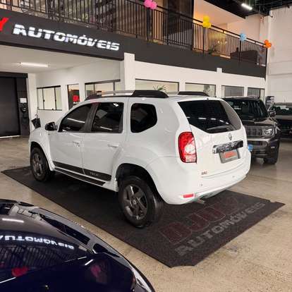 RENAULT-DUSTER-2013