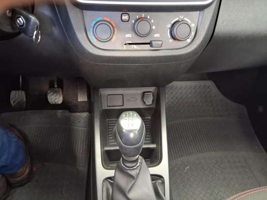 RENAULT-KWID-1.0 12V SCE FLEX ZEN MANUAL RENAULT-KWID-2021