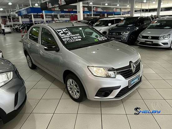 RENAULT-LOGAN-2024
