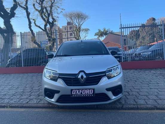 RENAULT-LOGAN-2023