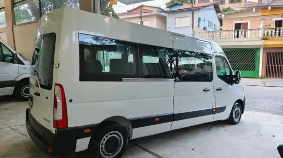 RENAULT-MASTER-2022