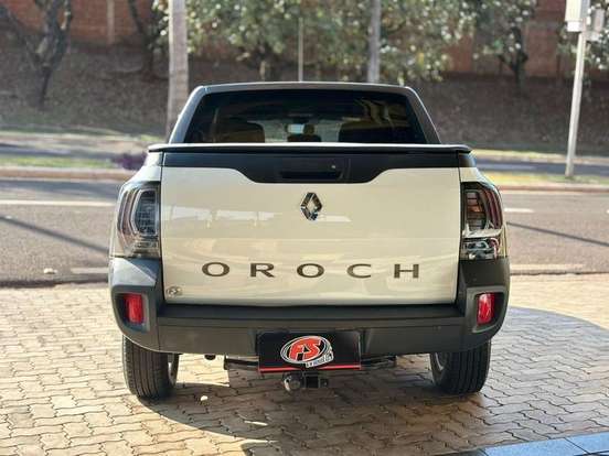 RENAULT-OROCH-1.6 16V SCE FLEX PRO MANUAL RENAULT-OROCH-2022