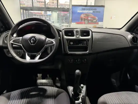 RENAULT-SANDERO-2020