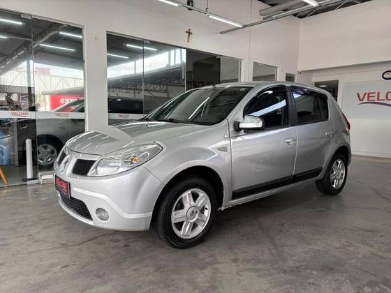 RENAULT SANDERO 1.6 PRIVILÈGE 8V FLEX 4P MANUAL