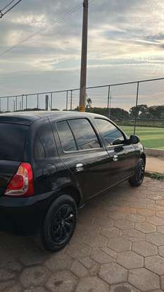 RENAULT-CLIO-2013