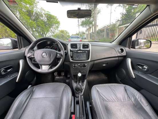 RENAULT-LOGAN-1.6 SL EXCLUSIVE 8V FLEX 4P MANUAL RENAULT-LOGAN-2014
