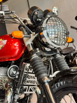 ROYAL ENFIELD-INTERCEPTOR-2022