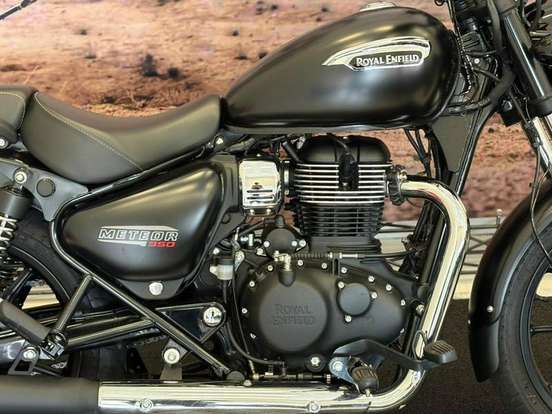 ROYAL ENFIELD-METEOR 350 FIREBALL-2025