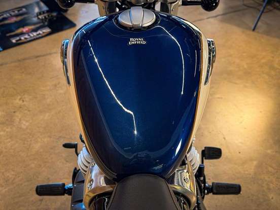 ROYAL ENFIELD-METEOR 650 CELESTIAL-2025