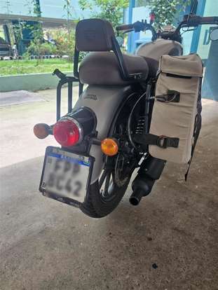 ROYAL ENFIELD-CLASSIC 350-2022