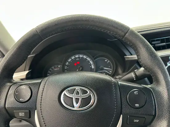 TOYOTA-COROLLA-1.8 GLI 16V FLEX 4P AUTOMÁTICO TOYOTA-COROLLA-2016
