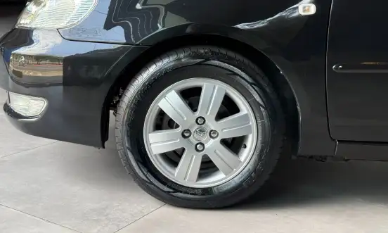 TOYOTA-COROLLA-2007