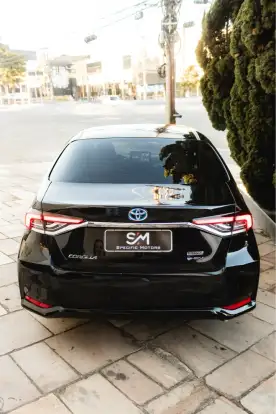 TOYOTA-COROLLA-2025