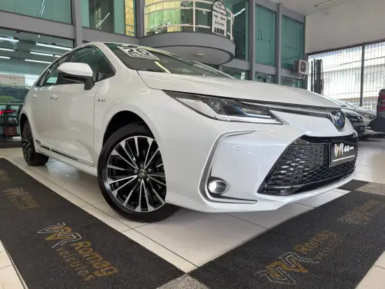 TOYOTA-COROLLA-2025