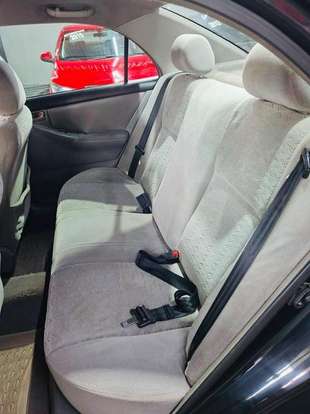 TOYOTA-COROLLA-2004