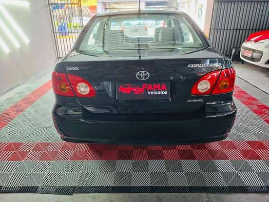 TOYOTA-COROLLA-2004