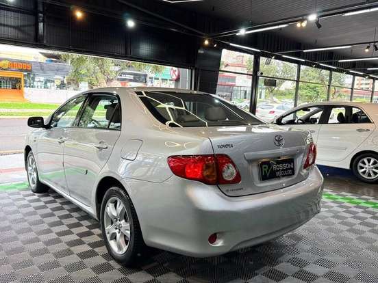 TOYOTA-COROLLA-1.6 XLI 16V GASOLINA 4P AUTOMÁTICO TOYOTA-COROLLA-2009