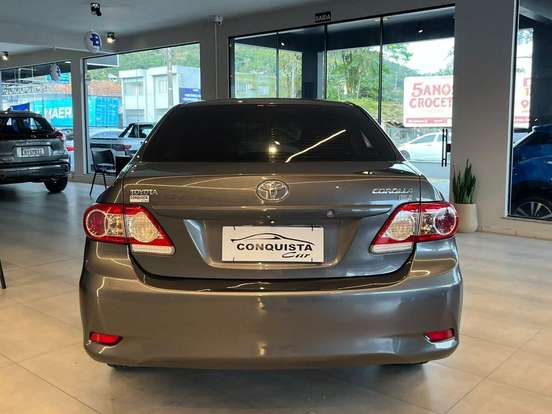 TOYOTA-COROLLA-2014