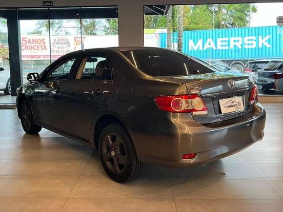 TOYOTA-COROLLA-2014