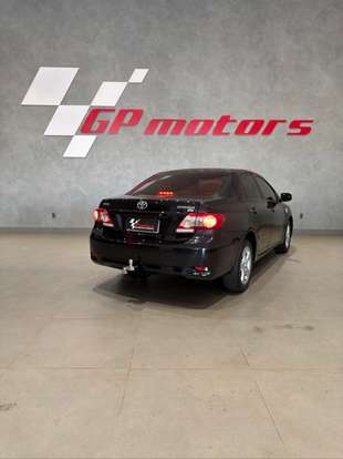 TOYOTA-COROLLA-2013