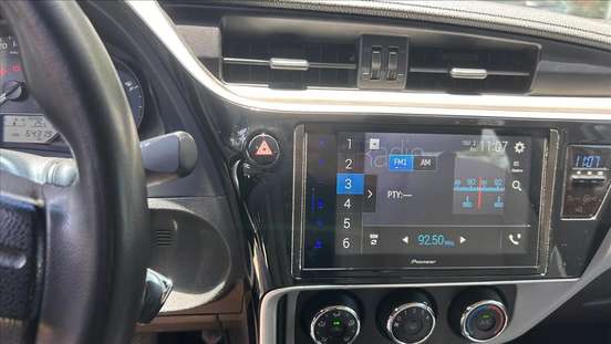 TOYOTA-COROLLA-2017