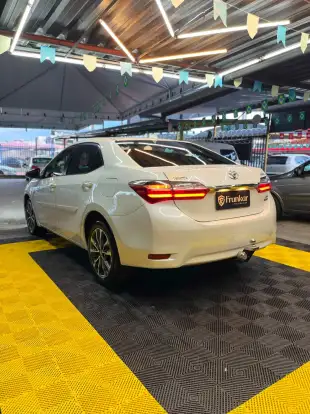 TOYOTA-COROLLA-2017