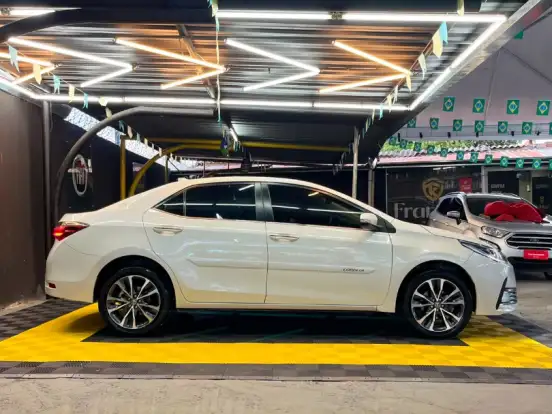 TOYOTA-COROLLA-2.0 ALTIS 16V FLEX 4P AUTOMÁTICO TOYOTA-COROLLA-2017