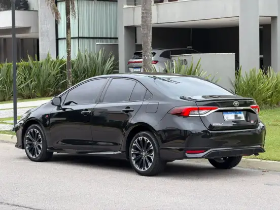 TOYOTA-COROLLA-2021