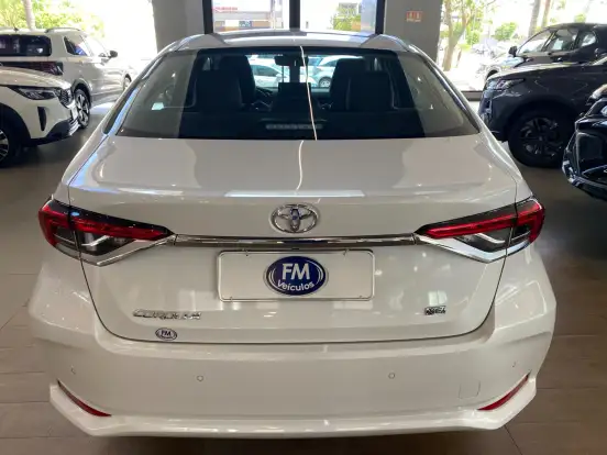 TOYOTA-COROLLA-2025