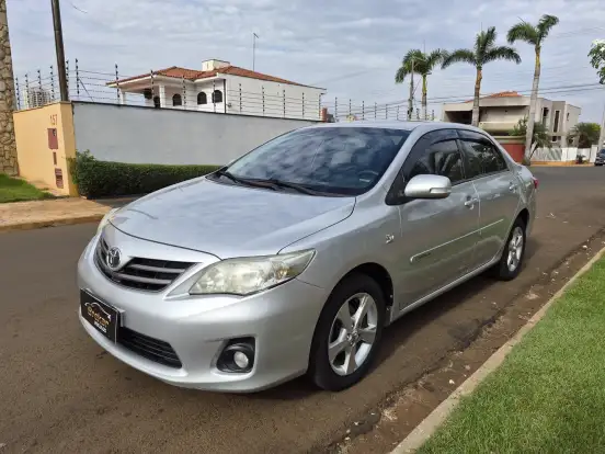 TOYOTA-COROLLA-2013