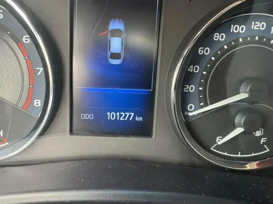 TOYOTA-COROLLA-2018